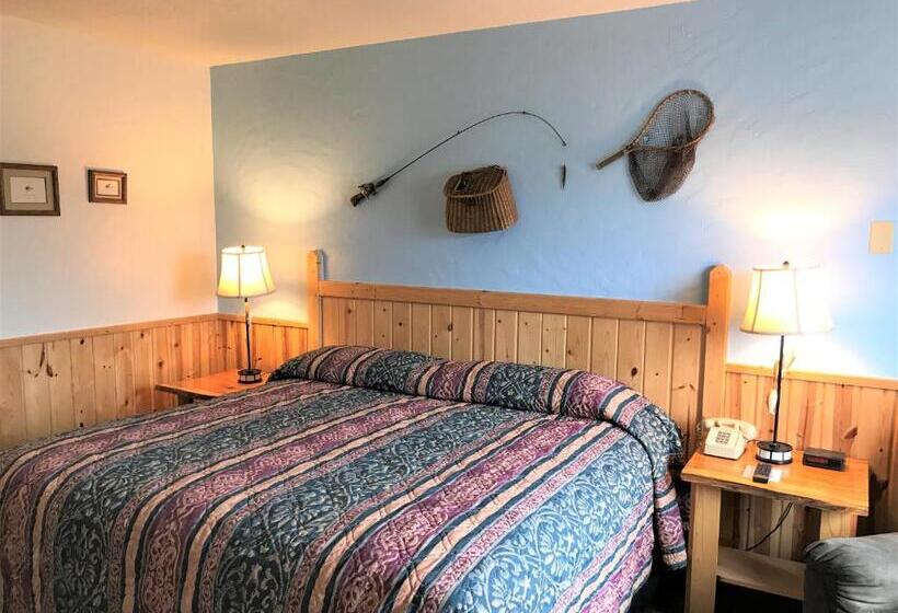 ホテル Northwoods Inn & Suites Minocqua