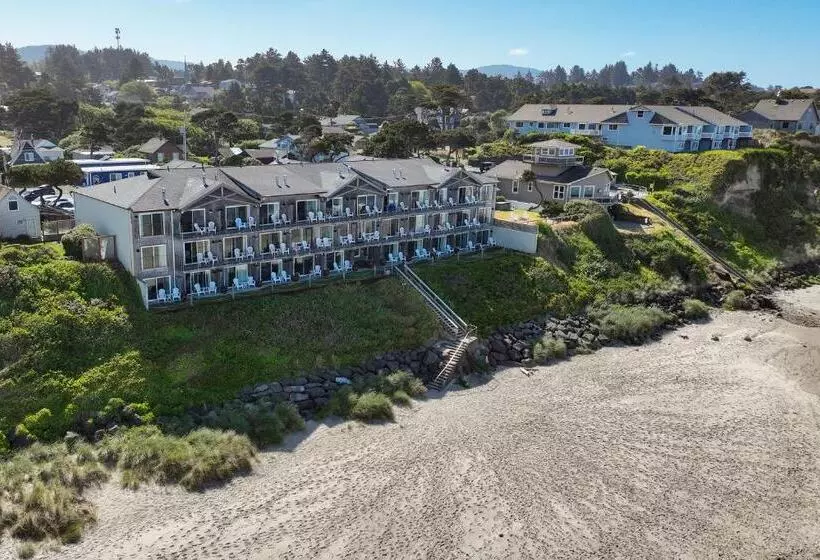 ホテル Pelican Shores Inn