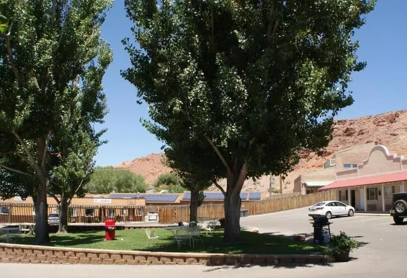 Motelli Adventure Inn Moab