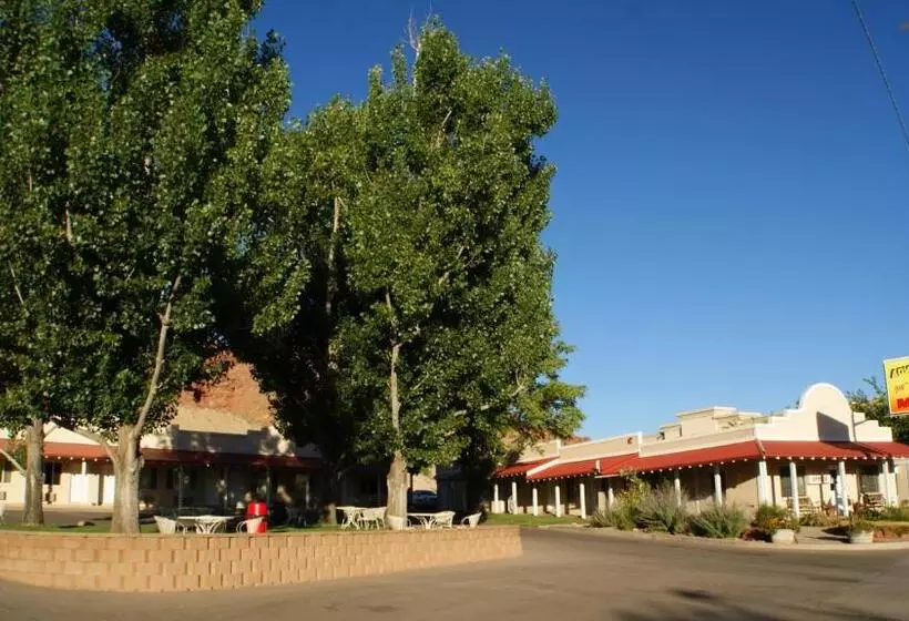Motelli Adventure Inn Moab