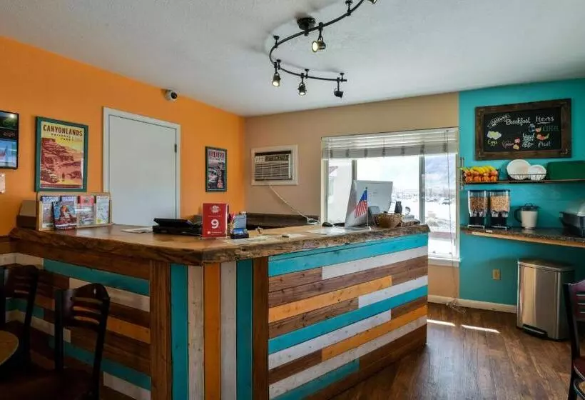 Motelli Adventure Inn Moab