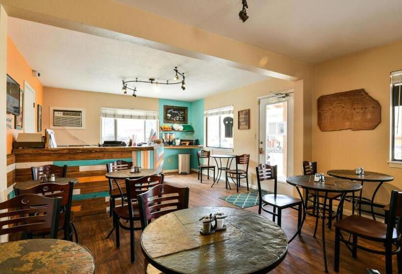 モーテル Adventure Inn Moab