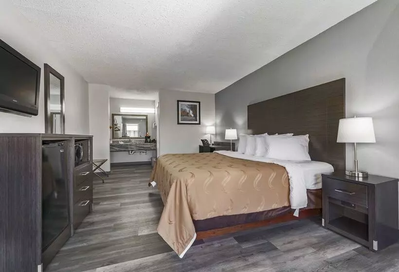 Motelli Quality Inn