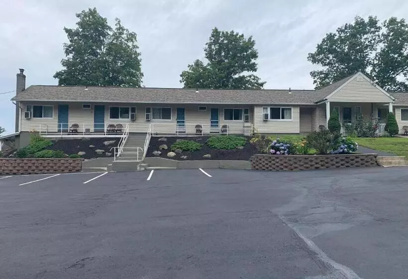 Northeaster Motel