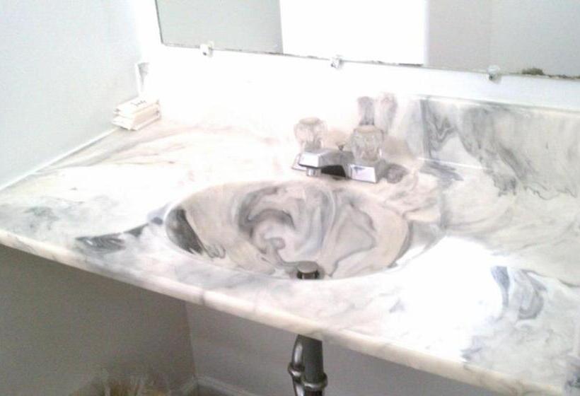 Valley Motel Pittsburgh