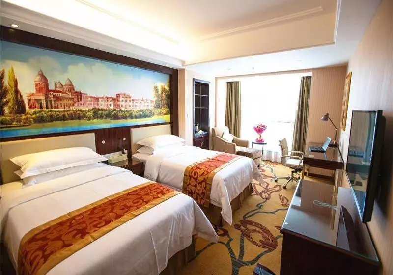 Vienna Hotel Zhumadian Huayuan Xuefu