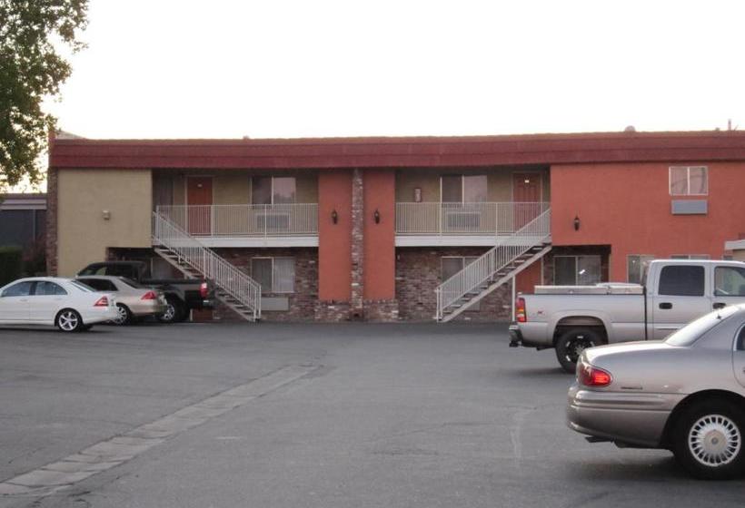 汽车旅馆 Travelers Inn