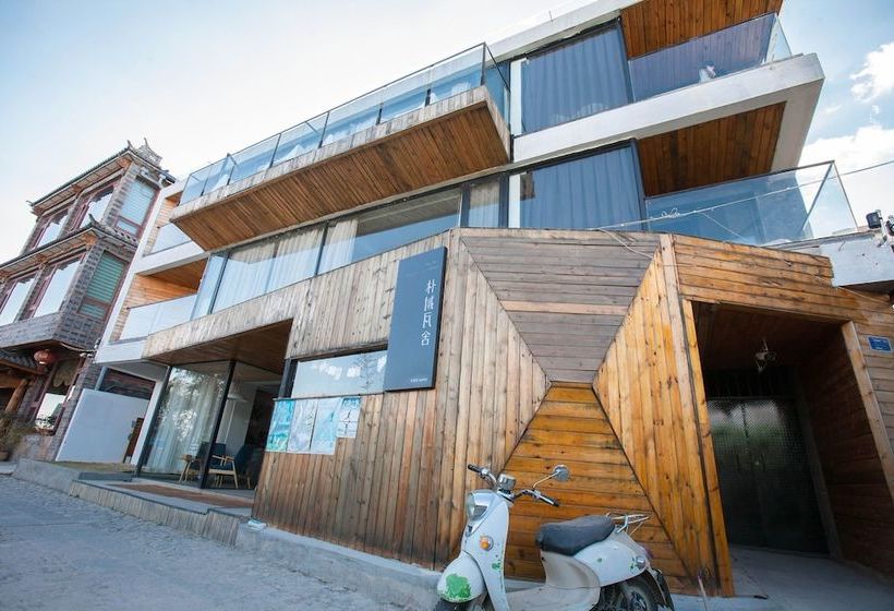 Отель Dali Pure Sea Travelling With