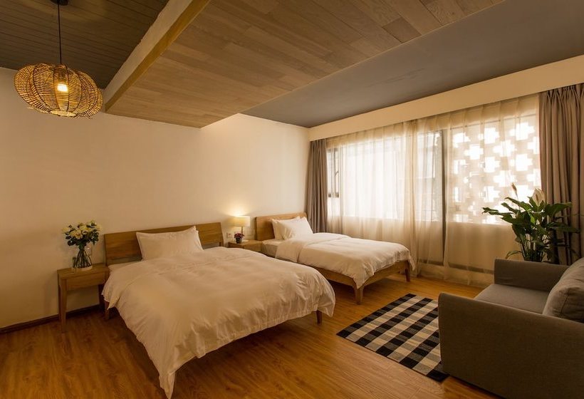 Отель Dali Pure Sea Travelling With