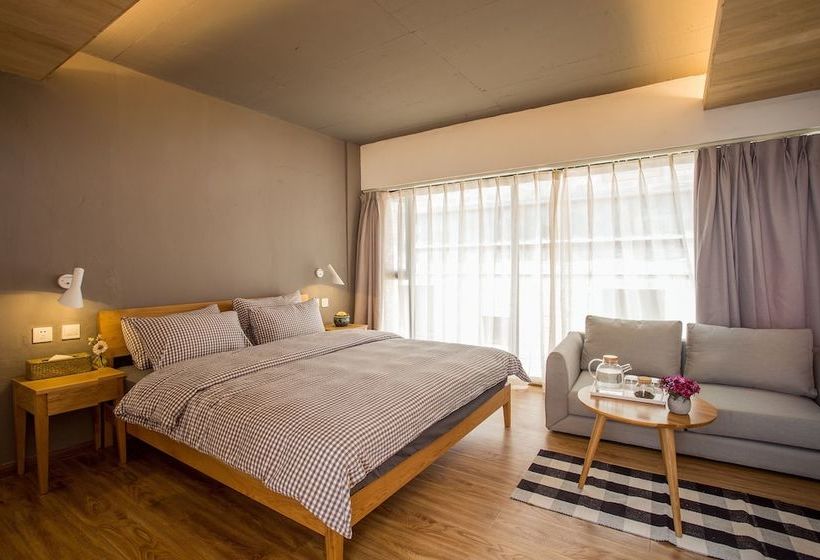 Отель Dali Pure Sea Travelling With