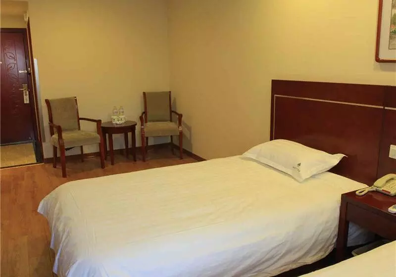 Hotelli Greentree Inn Shandong Binzhou Wanda Plaza Huangheshilu Express