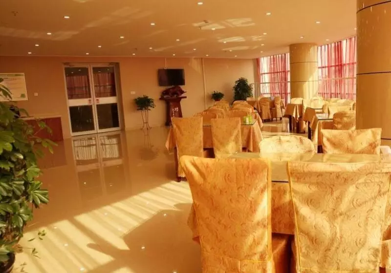 Hotelli Greentree Inn Shandong Dezhou Kangbo Avenue Stadium Express