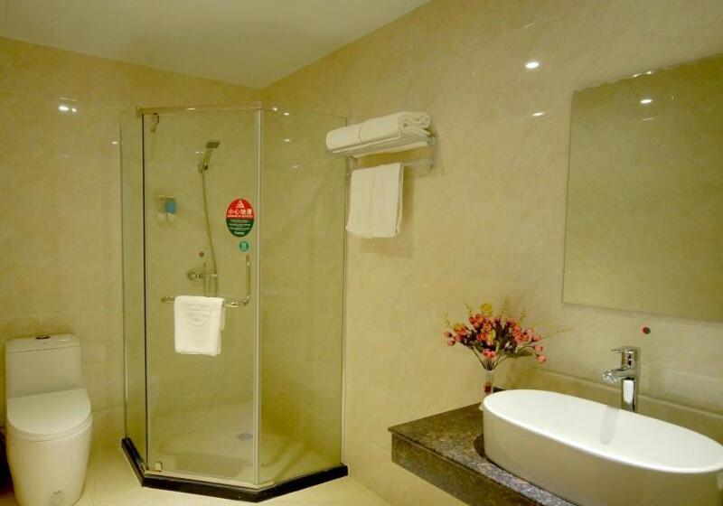 ホテル Greentree Inn Shandong Taian Bus Station Lingshan Street Express