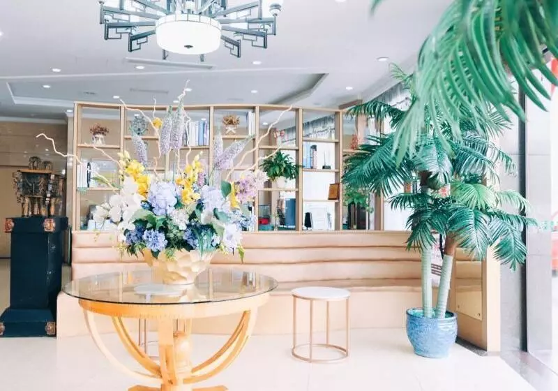 Hotelli Greentree Inn Jiaxing Tongxiang Tudian Express