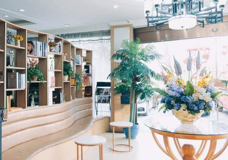 Hotel Greentree Inn Jiaxing Tongxiang Tudian Express