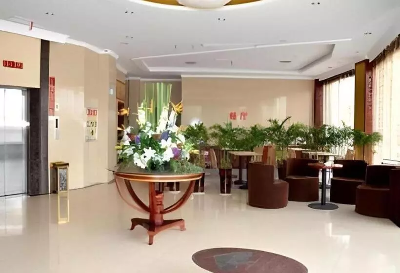 Hotelli Greentree Inn Jiaxing Tongxiang Tudian Express