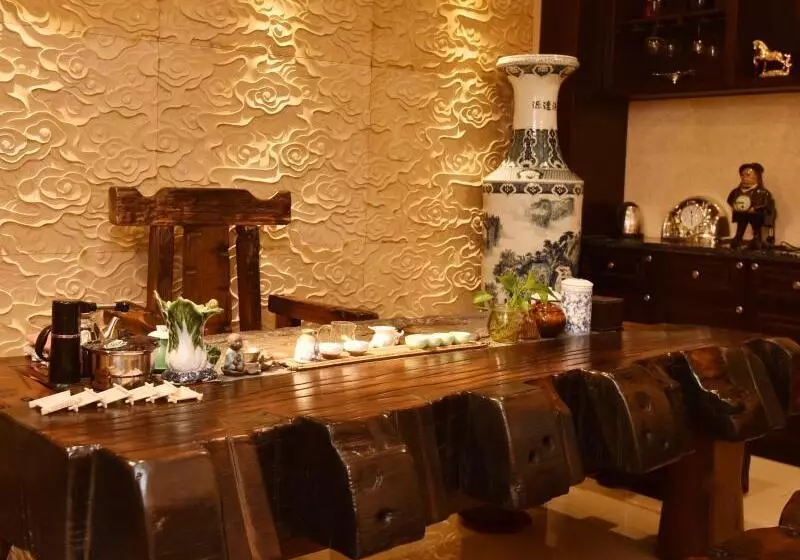 ホテル Greentree Qinhuang Island Railway Station Business