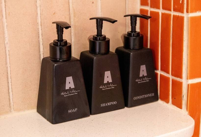 בית מלון כפרי Adam Krabi