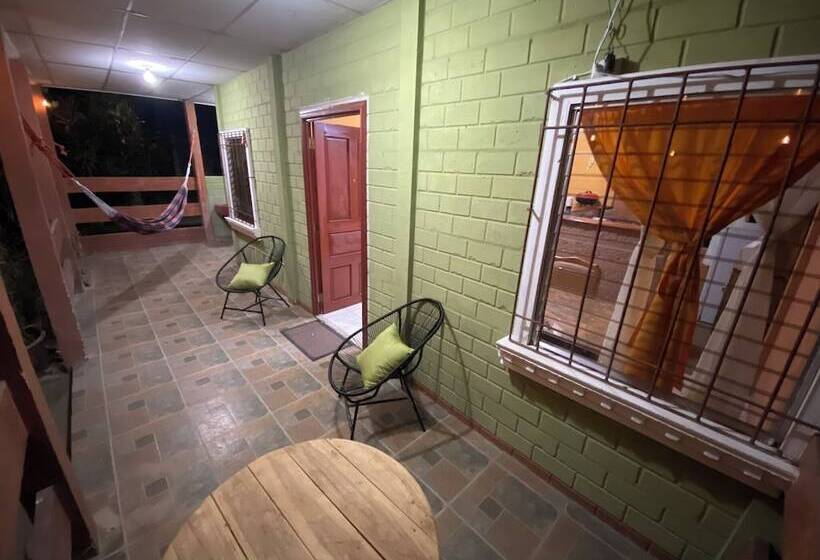 Herberge Nanda Parbat Hostal