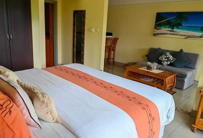 تختخواب و صبحانه Maison Charme De L'ile