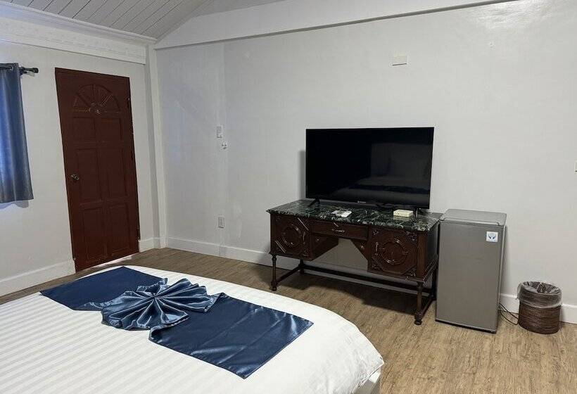 Bolabog Beach Resort