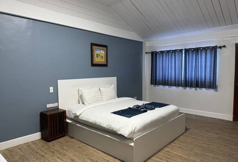 Bolabog Beach Resort