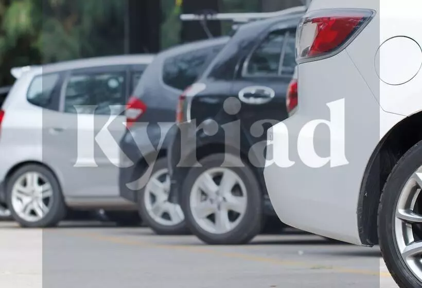 ホテル Kyriad Chateauroux Nord Aeroport