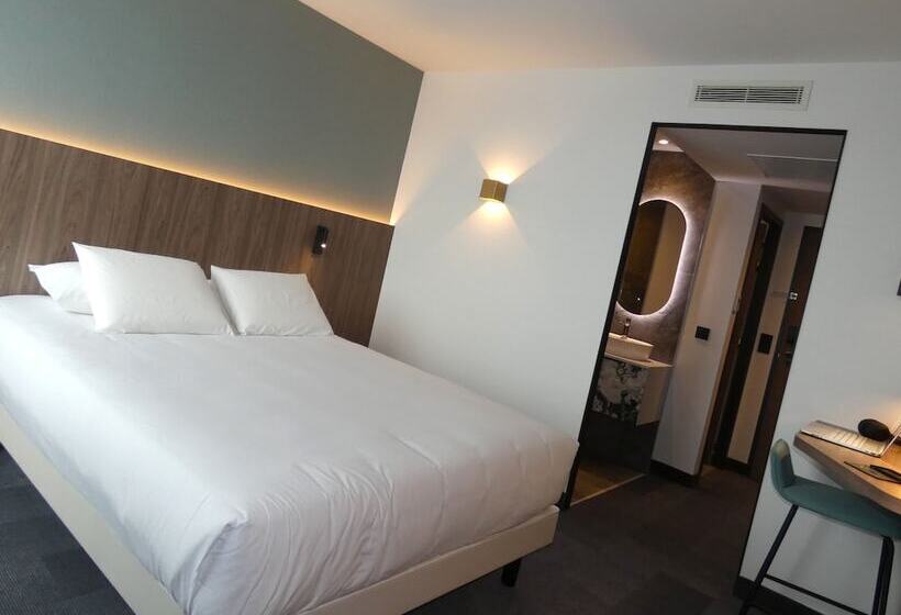 ホテル Kyriad Chateauroux Nord Aeroport