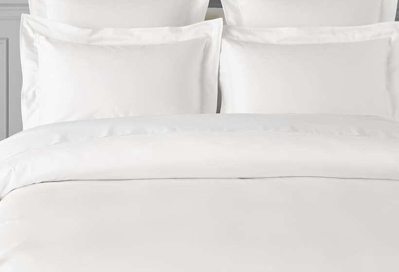 ホテル Kyriad Chateauroux Nord Aeroport