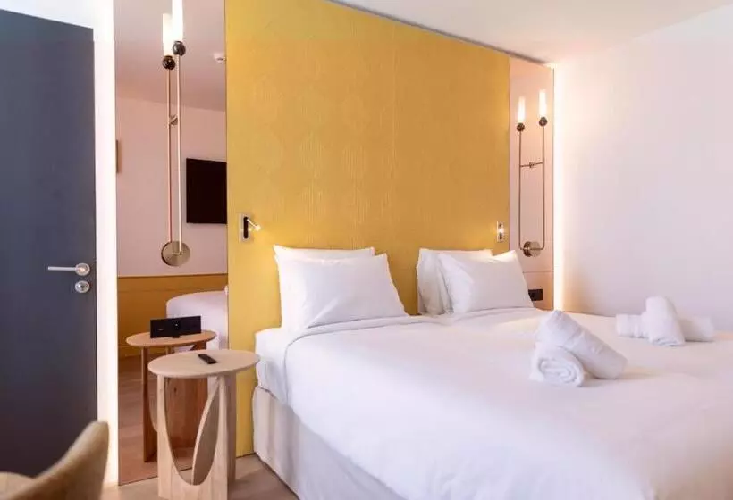 ホテル Hôtel Kyriad Prestige Paris Asnieres