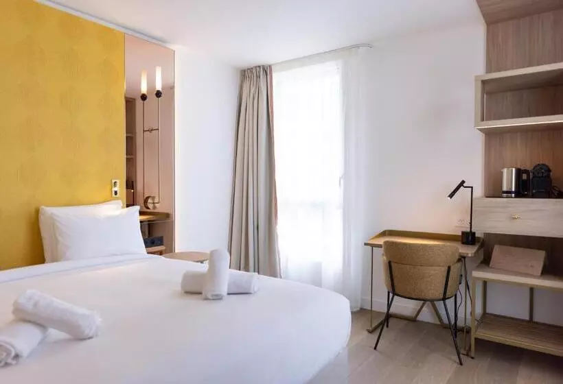 ホテル Hôtel Kyriad Prestige Paris Asnieres
