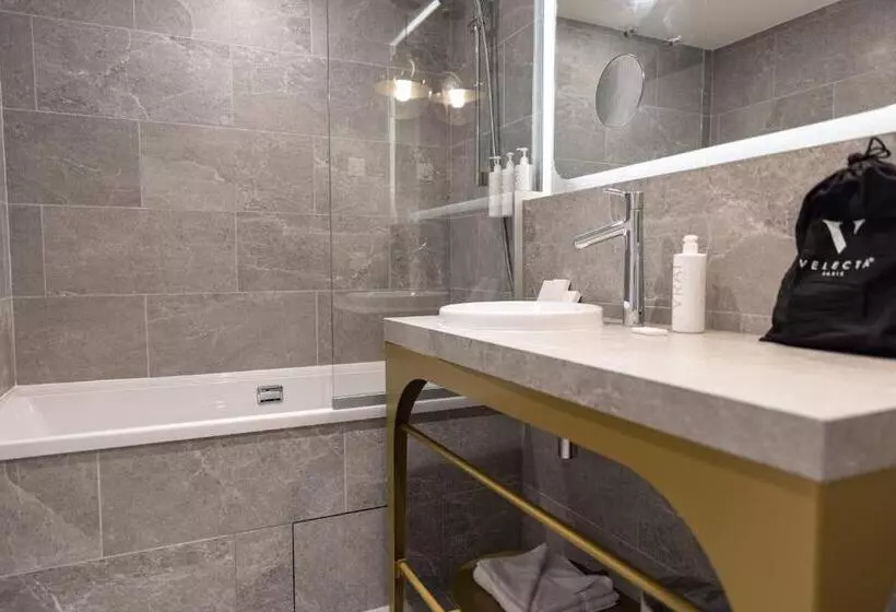 ホテル Hôtel Kyriad Prestige Paris Asnieres