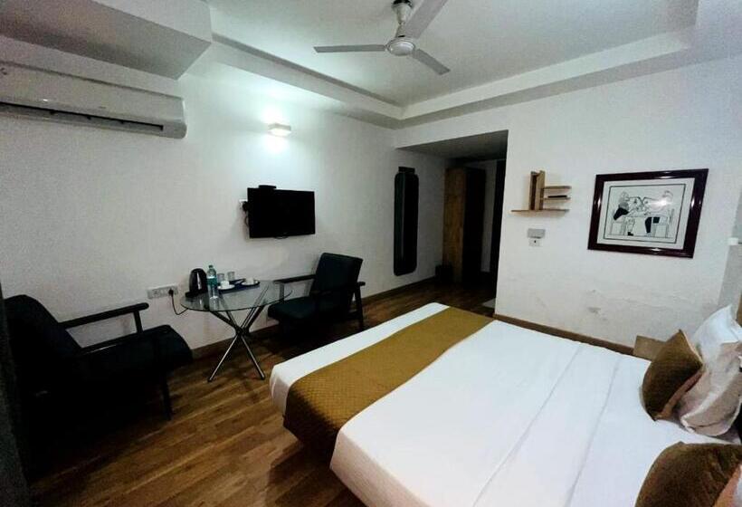 호텔 Majestic Jpm   East Of Kailash