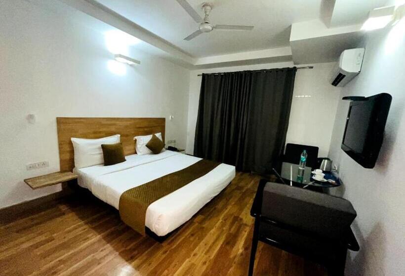 호텔 Majestic Jpm   East Of Kailash