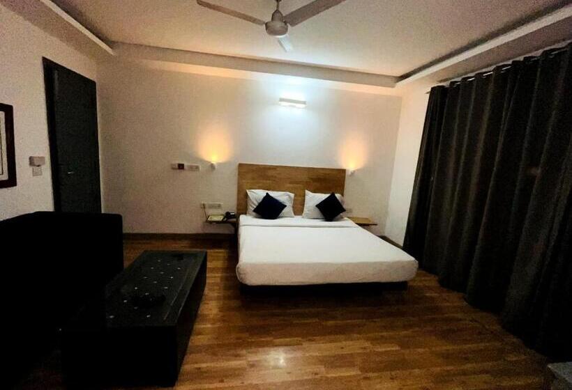 호텔 Majestic Jpm   East Of Kailash