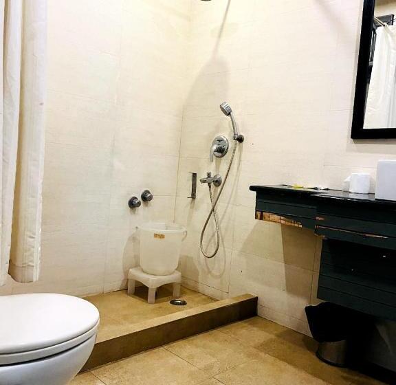 호텔 Majestic Jpm   East Of Kailash