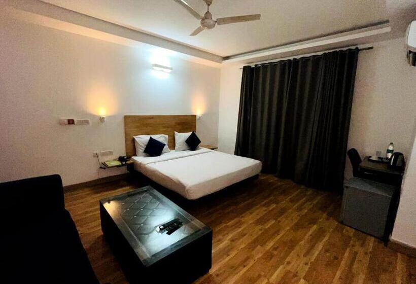 호텔 Majestic Jpm   East Of Kailash