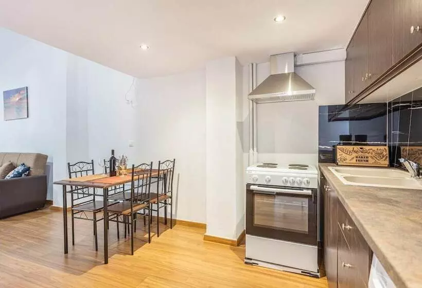 Neva S Apartment S In Center Chania 1 & 2