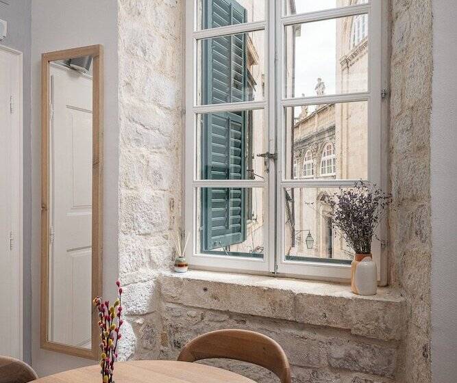 پانسیون Clouds Boutique Guesthouse