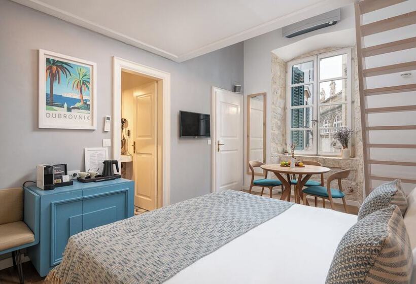 پانسیون Clouds Boutique Guesthouse