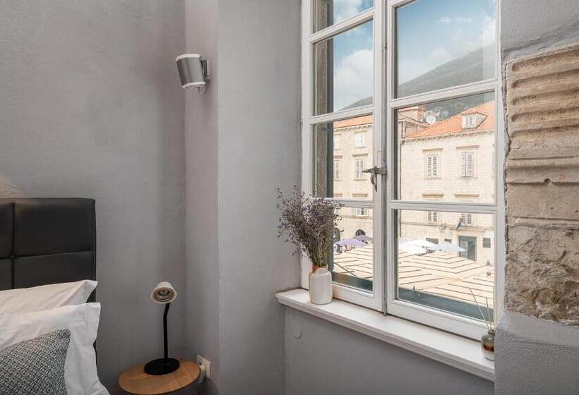 پانسیون Clouds Boutique Guesthouse