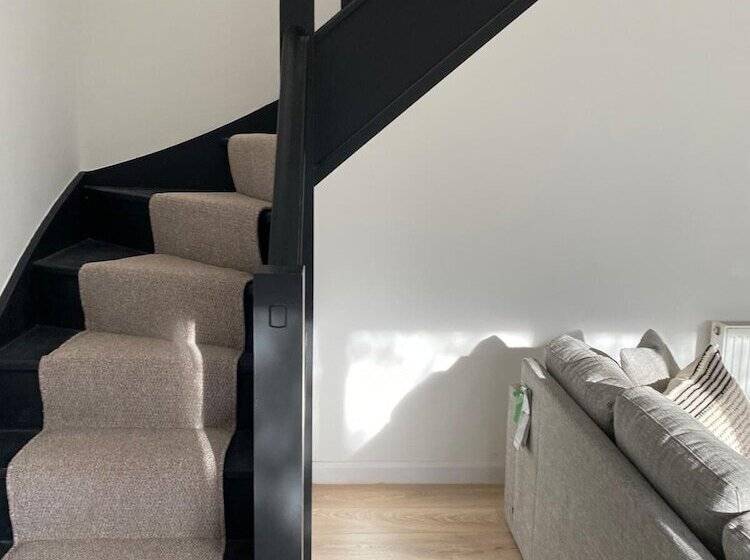 레지던스 Sleeps7 Parking Garden Patio