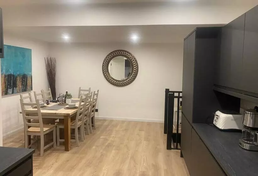 Residenssi Sleeps7 Parking Garden Patio