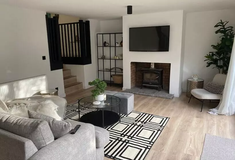 Residenssi Sleeps7 Parking Garden Patio