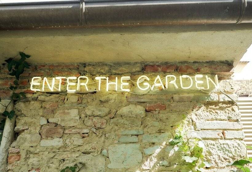 تختخواب و صبحانه Sugars Residenza D  Epoca