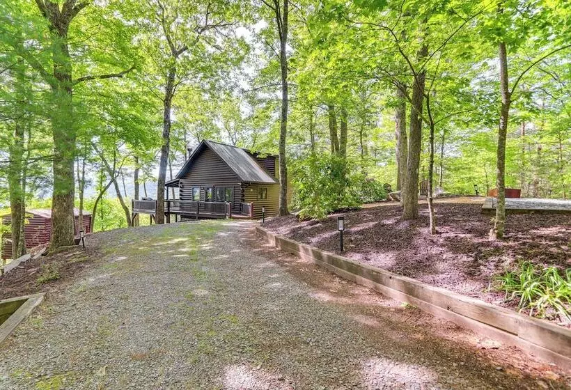 Blue Ridge Cabin W/ Mountain Views: 6 Mi To Dtwn!