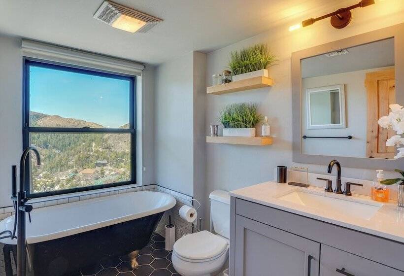 Cabin W/ Views, 3 Mi To Mount Lemmon Ski Valley!