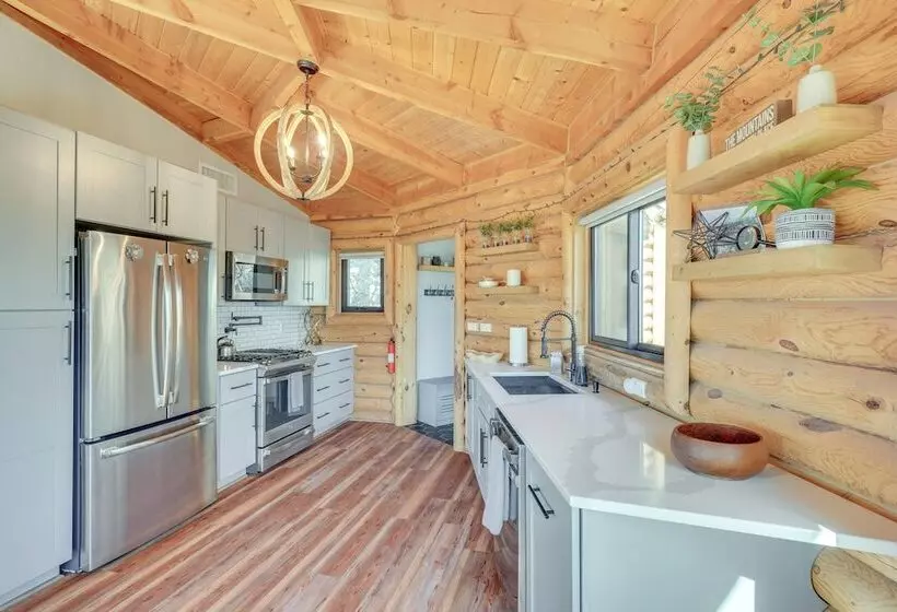 Cabin W/ Views, 3 Mi To Mount Lemmon Ski Valley!