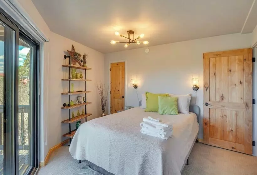 Cabin W/ Views, 3 Mi To Mount Lemmon Ski Valley!
