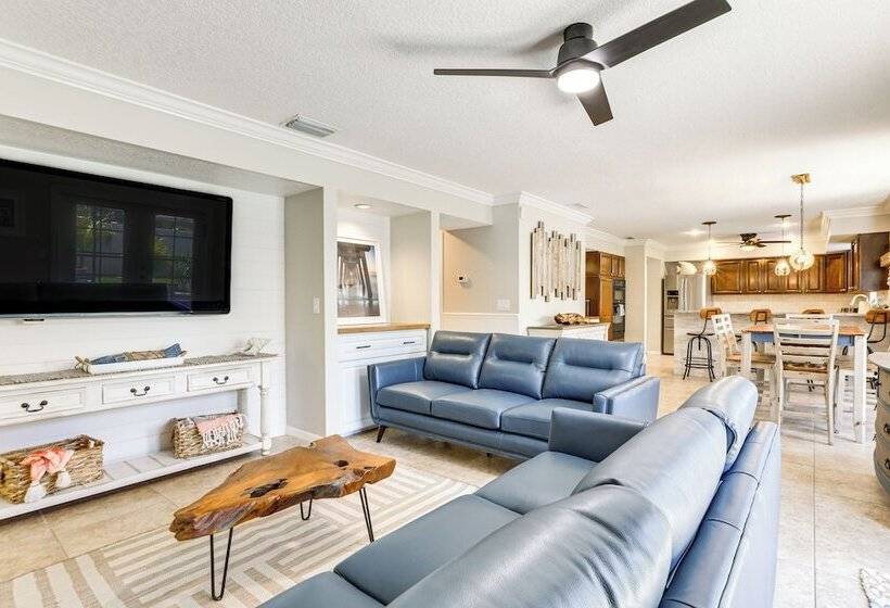 Dog Friendly Bradenton House W/ Pool & Game Room!
